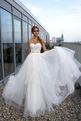 svadobné šaty Olena